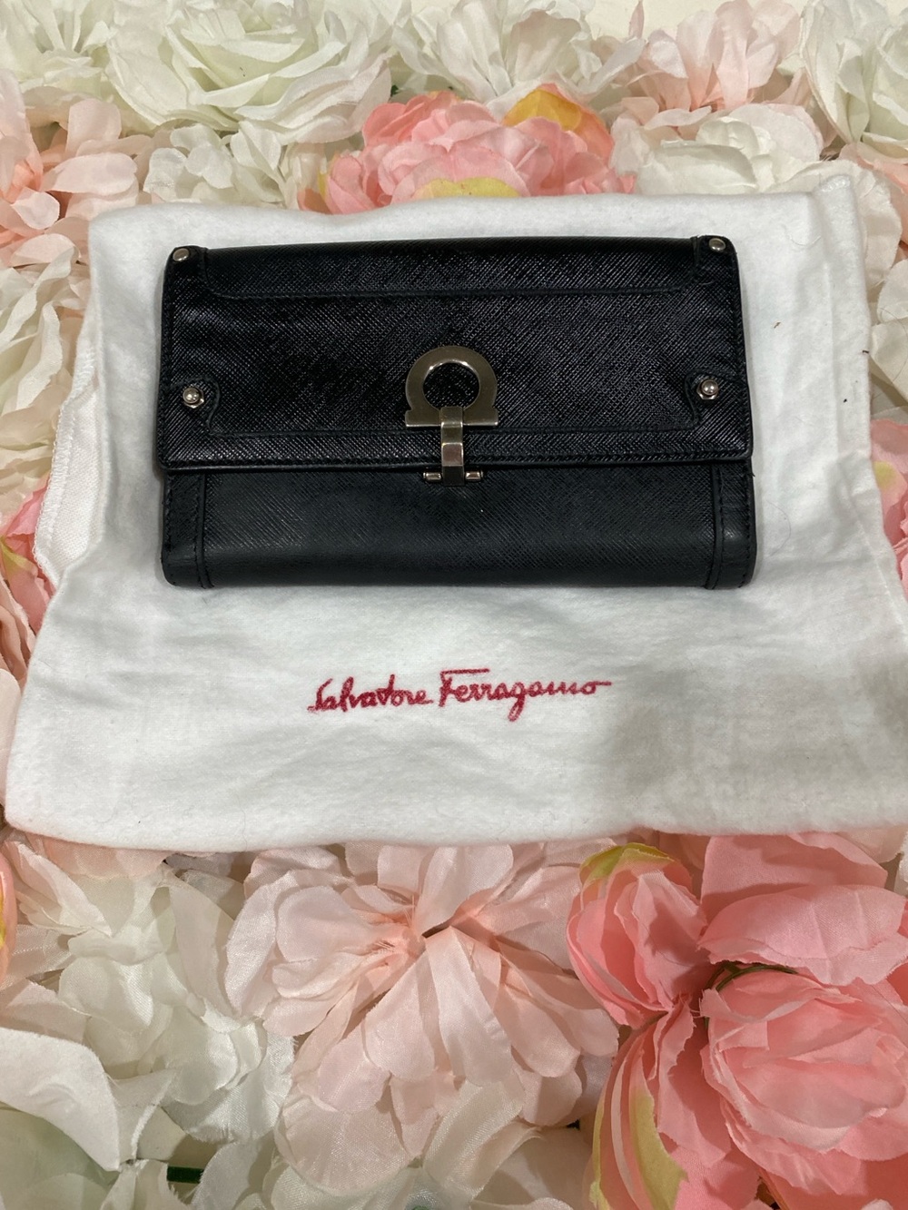 Salvatore Ferragamo Gancio Wallet